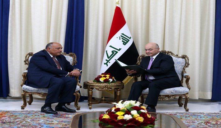   الرئيس العراقي يتسلم رسالة من الرئيس السيسي لتعزيز العلاقات المشتركه
