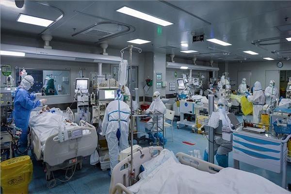   ارتفاع أعداد المصابين بفيروس كورونا فى السعودية إلى 17 مصابا