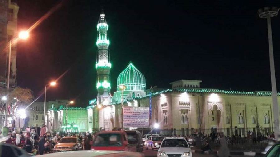   الأوقاف تغلق مسجد السيدة زينب بسبب «الكورونا»