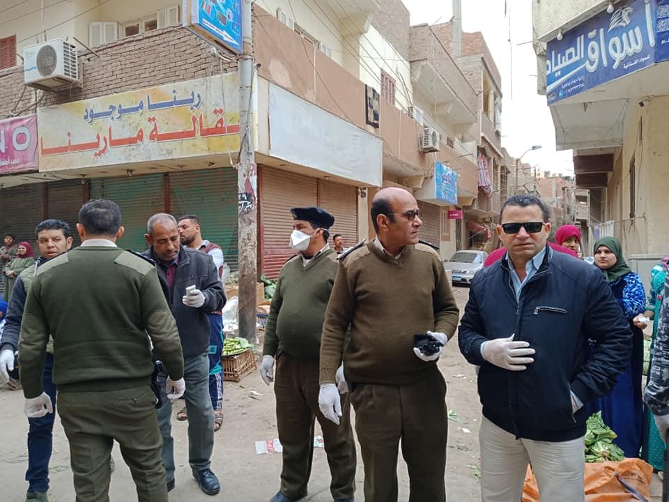   ضبط 36 شيشة وغلق 3 مقاهي في حملة بمدينة الفشن جنوب بني سويف