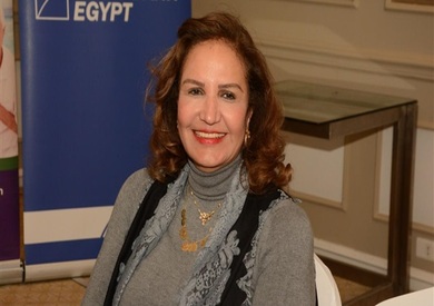   في احتفالية الرئيس السيسي بعيد الأم  «المصرية اللبنانية»: تشيد بإدارة الرئيس السيسي لملف الأزمة ومطالبتة للمرأة المصرية بالقيام بدورها في مساندة الدولة في محاربة فيروس كورونا