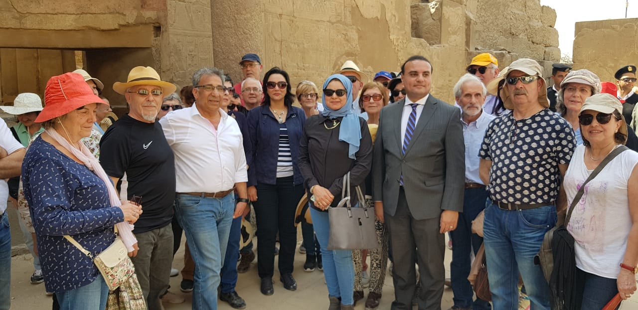   نائب وزير السياحة تتفقد عدد من  المواقع الآثرية والسياحية في محافظة الأقصر