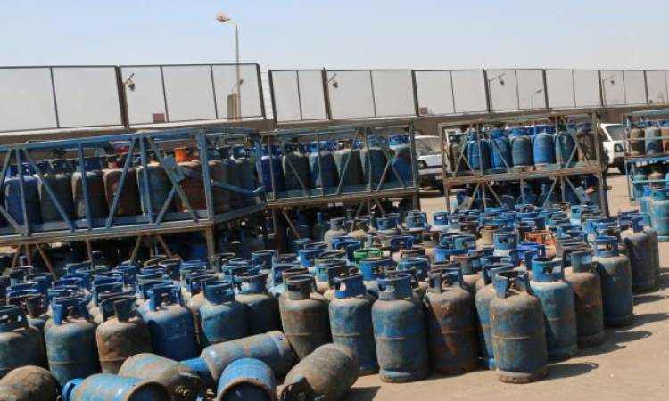   مستثمرو الغاز : مصانع تعبئة اسطوانات البوتاجاز تعمل بكامل طاقتها لتلبية احتياجات المواطنين