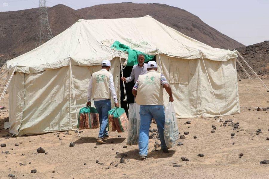   مركز الملك سلمان للإغاثة يقدم مساعدات باليمن