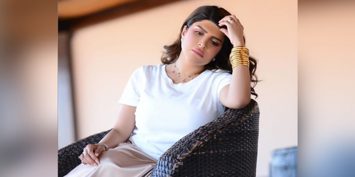   إصابة ابنة فنانة عربية شهيرة بفيروس كورونا