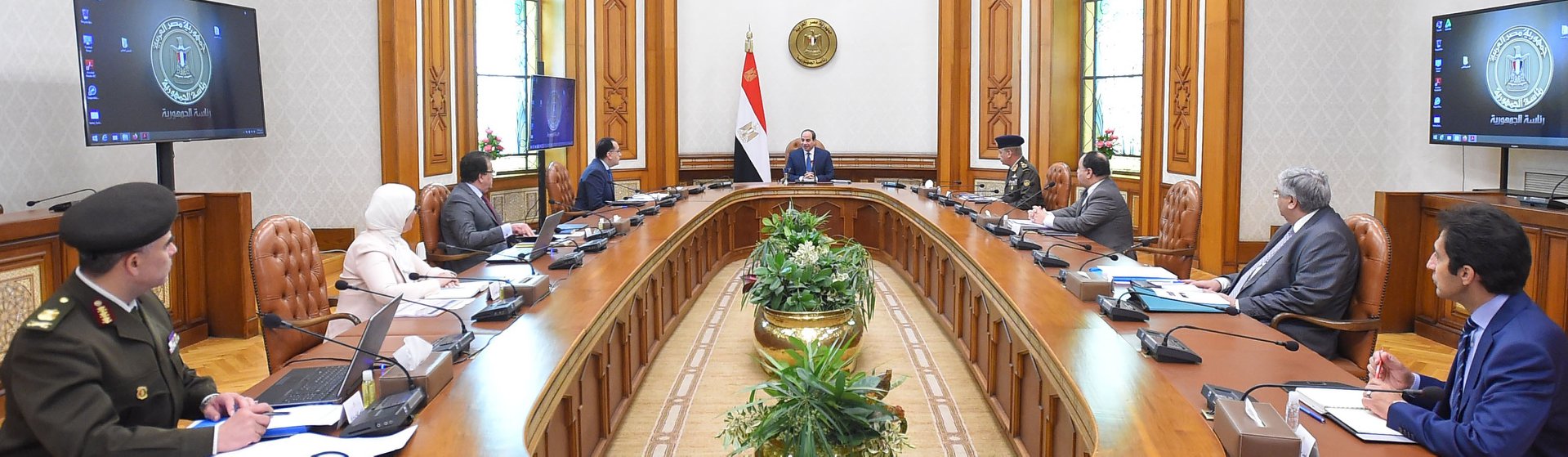   بسام راضى: الرئيس السيسى يوجه بزيادة بدل المهن الطبية بنسبة 75 %
