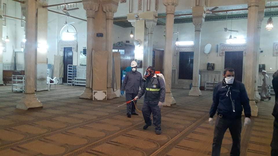   بالصور | مياه المنيا تطلق مبادرة لتعقيم المساجد والكنائس داخل المحافظة