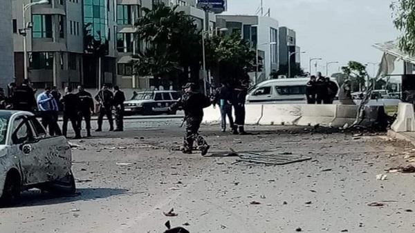   شاهد| حزام ناسف و«إرهابى» وراء تفجير السفارة الأمريكية فى تونس