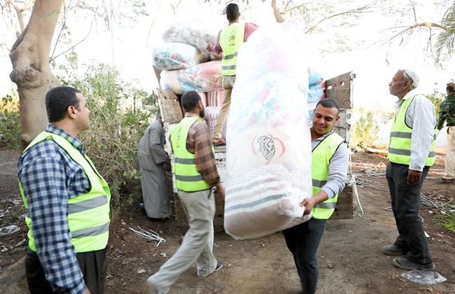   لمواجهة كورونا.. «تحيا مصر» يطلق حملة «هنعدي الأزمة» لدعم متضرري السيول