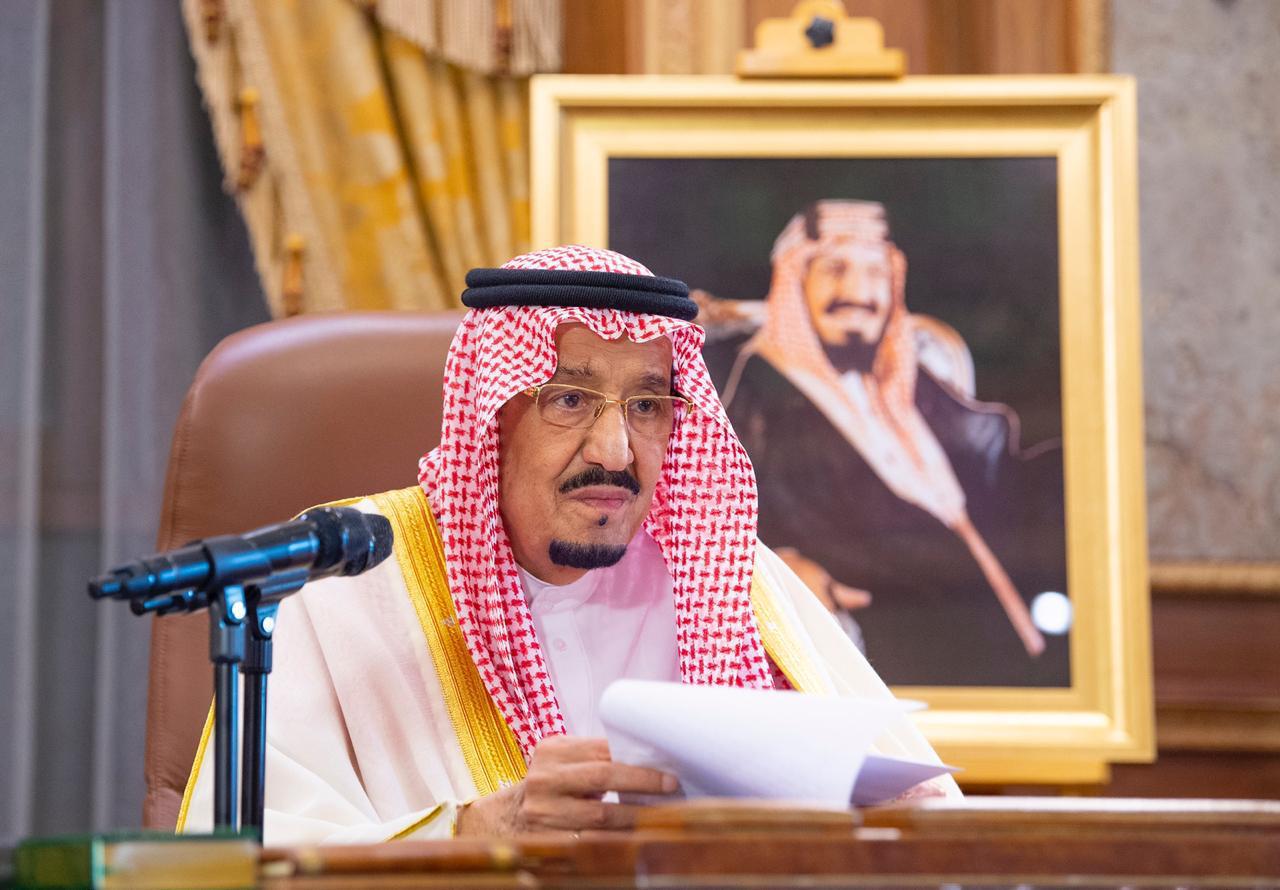   خادم الحرمين الشريفين:السعودية مستمرة في اتخاذ الإجراءات الاحترازية لمواجهة «كورونا»