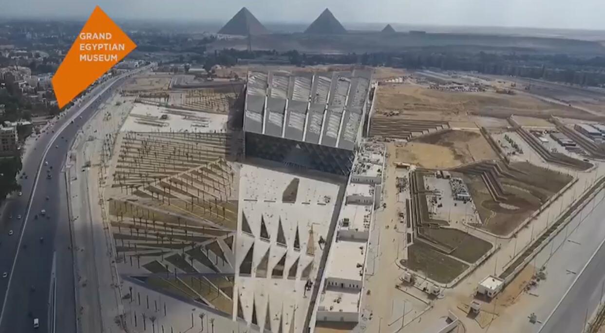   السياحة تطلق جولة بالمتحف المصري الكبير