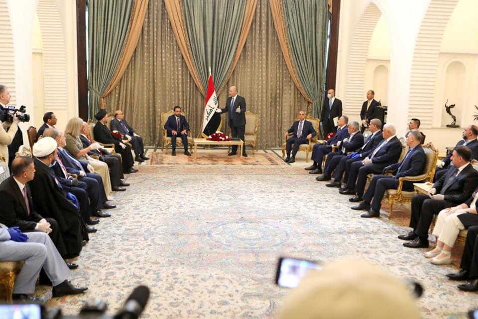   الرئيس العراقي يكلف مصطفى الكاظمي بتشكيل الحكومة الجديدة للفترة المقبلة