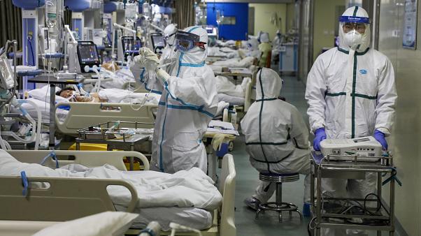   عدد المصابين بكورونا فى اليابان يرتفع إلى 14 ألف حالة