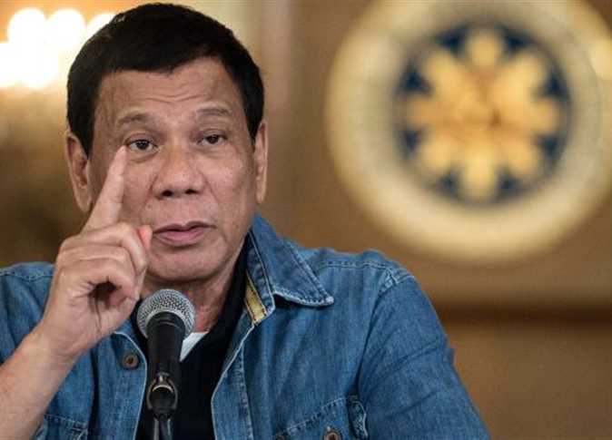   رئيس الفلبين يؤكد عدم التساهل مع مخالفى إجراءات العزل