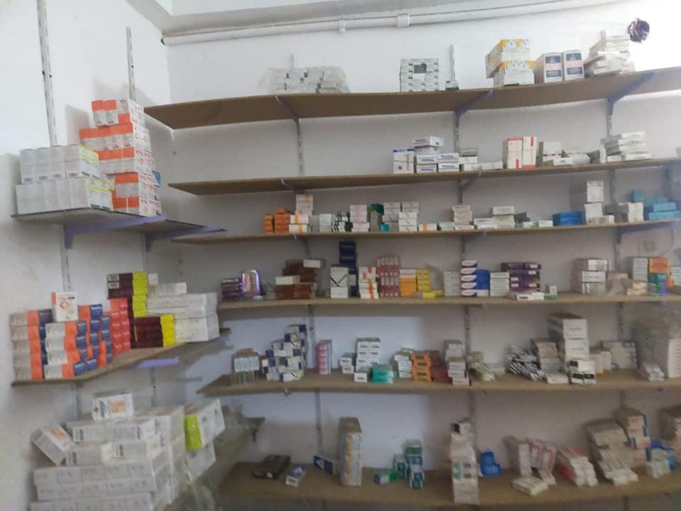   ضبط مخزن أدوية غير مرخص به كميات كبيرة من الأدوية والألبان المحظور تداولها في السوق ببني سويف