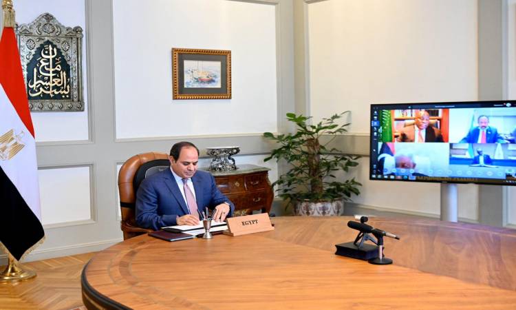  عبر الفيديو كونفرانس.. الرئيس السيسى يستعرض تجربة مصر فى مواجهة كورونا بقمة مصغرة لزعماء إفريقيا