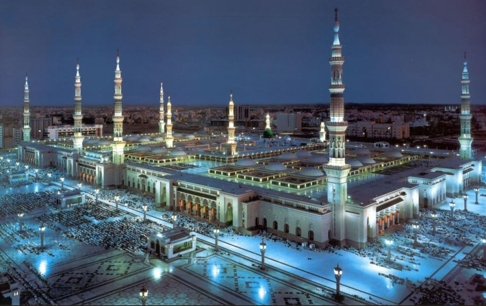   «السعودية»: استمرار تعليق الصلوات في شهر رمضان