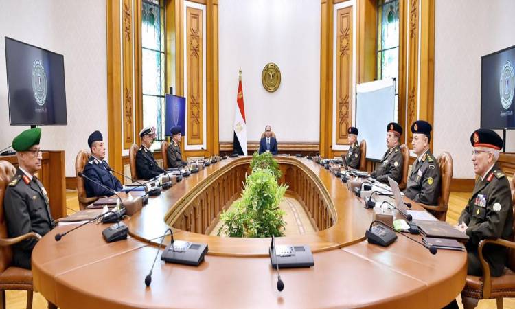   عاجل| الرئيس السيسى يعقد اجتماعا مع وزير الدفاع ورئيس الأركان