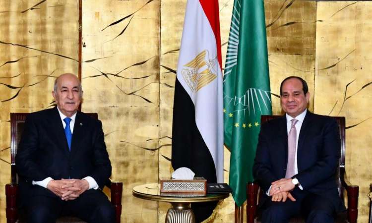 الرئيس السيسى يهنئ نظيره الجزائرى بحلول شهر رمضان المبارك