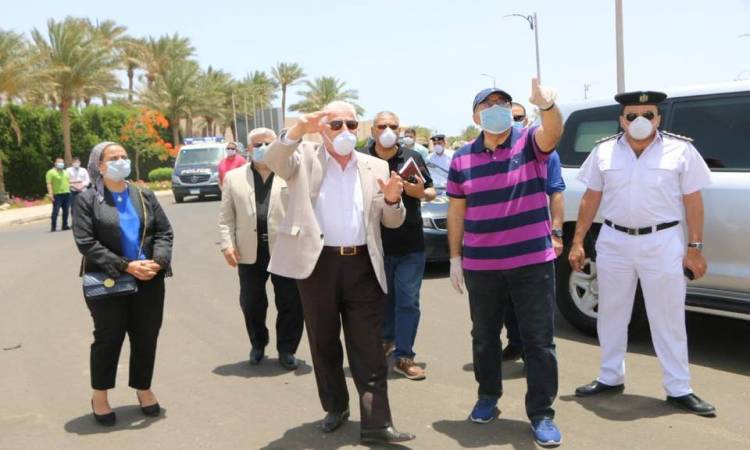   جولة ميدانية لرئيس الوزراء لتفقد بعض المشروعات بمدينة شرم الشيخ