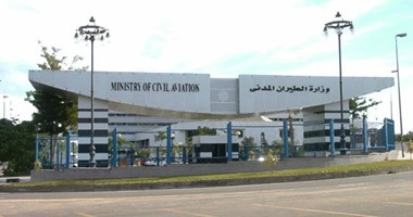   الحكومة توضح حقيقة إعادة حركة الطيران بكافة المطارات المصرية بالتزامن مع حلول عيد الفطر