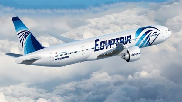   تسيير رحلتين استثنائيتين لإعادة المصريين العالقين بالإمارات