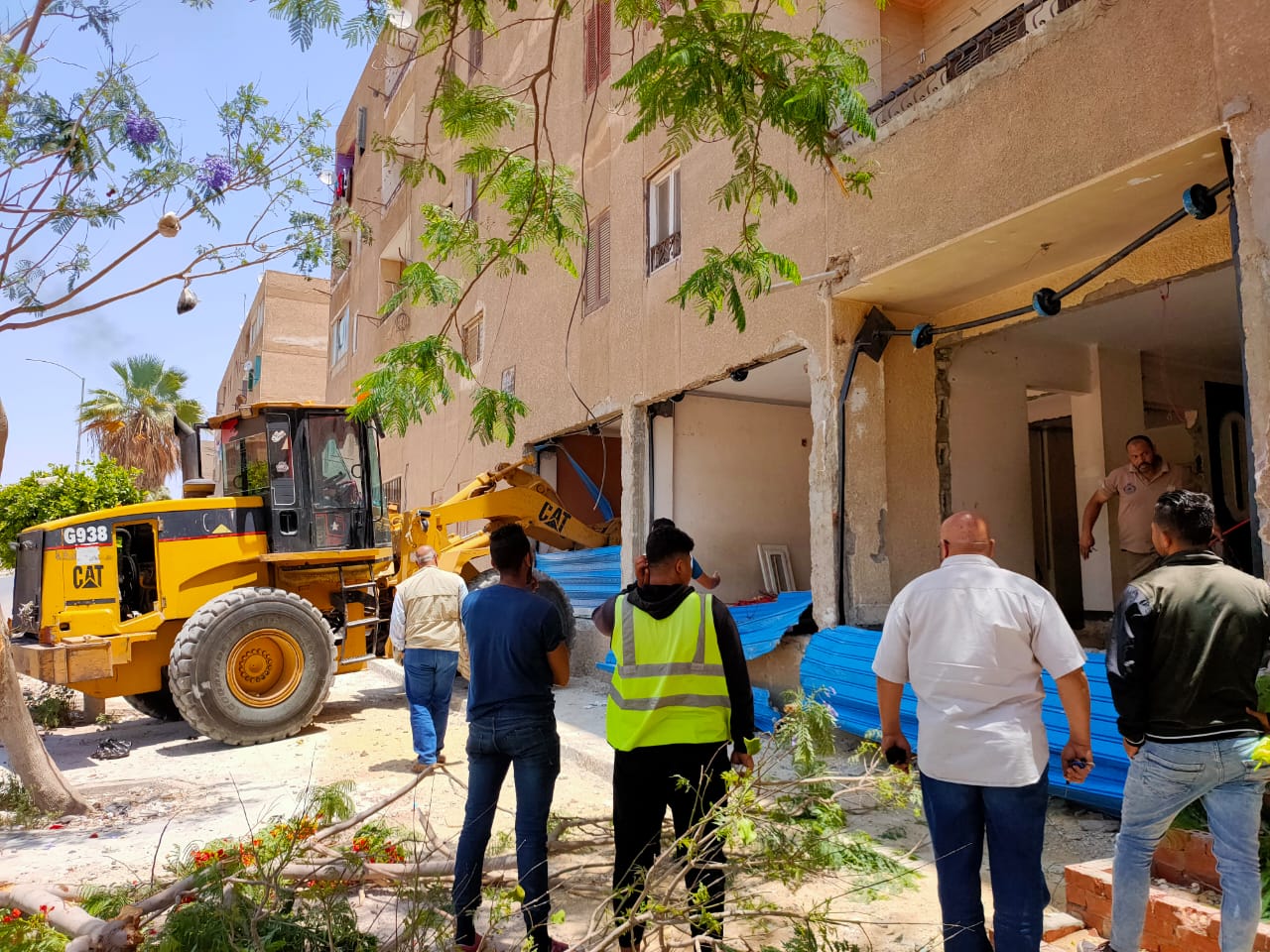   رئيس الجهاز: رصد وإزالة ٥ مخالفات تغيير نشاط لوحدات سكنية  بمدينة ٦ أكتوبر