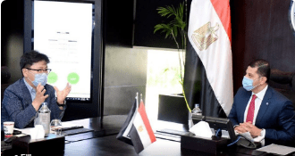   رئيس هيئة الاستثمار يلتقي رئيس مجلس إدارة "سامسونج – مصر"