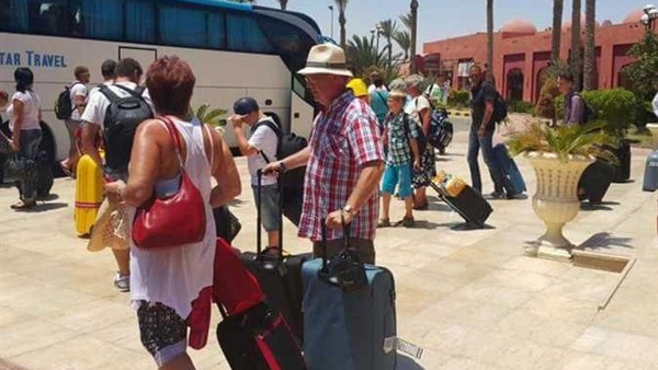   عاطف عبد اللطيف : عودة السياحة الإيطالية والأوكرانية لمصر منتصف يوليو
