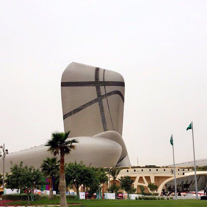   مركز الملك عبد العزيز الثقافي العالمي "إثراء" يطلق جلسات حوارية مع أشهر المبدعين في العالم