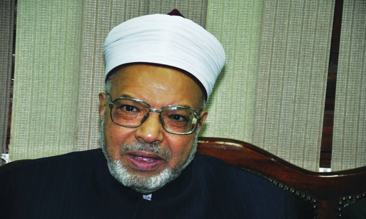   وفاة محمد عبدالفضيل القوصى وزير الأوقاف الأسبق