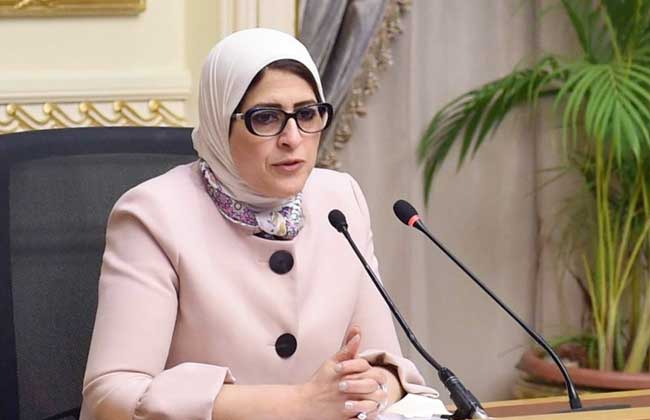   وزيرة الصحة تتوجه إلى الإسكندرية لمتابعة سير العمل بمستشفيات خدمة مرضى كورونا