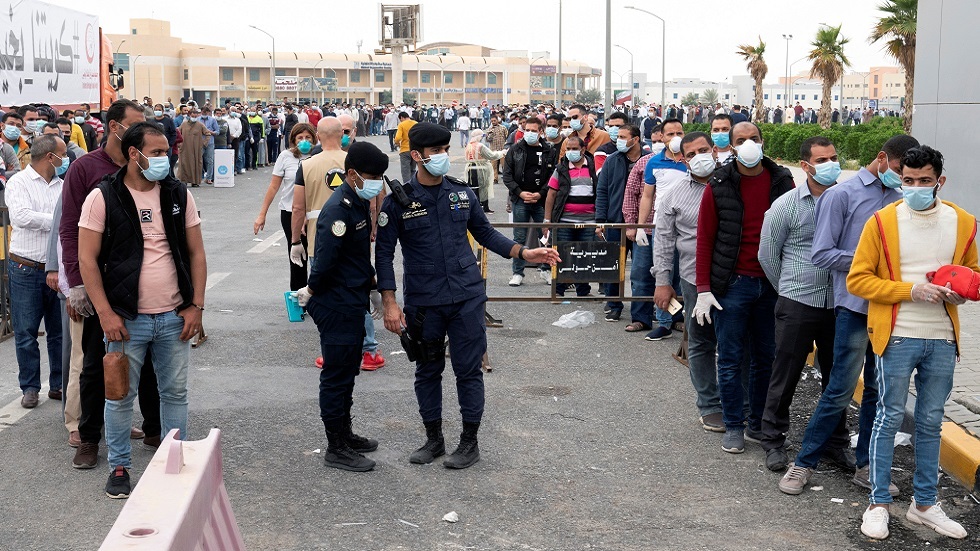   إصابة 104 مصريين في الكويت خلال 24 ساعة بـ كورونا| مستند  