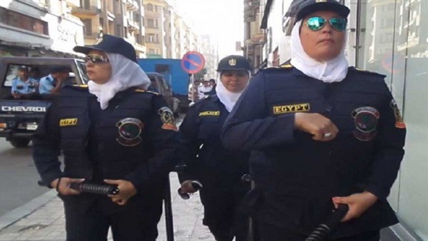   انتشار الشرطة النسائية بمحيط لجان امتحانات الثانوية بالقاهرة والجيزة