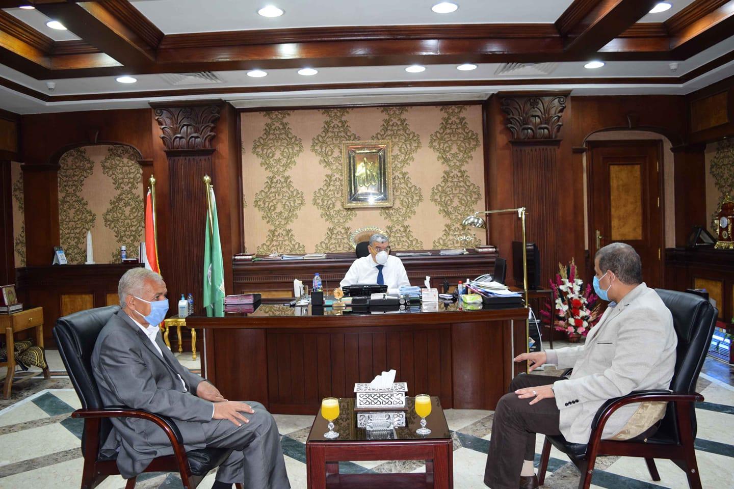   محافظ المنيا يستقبل السكرتير العام الجديد لمباشرة مهام عمله