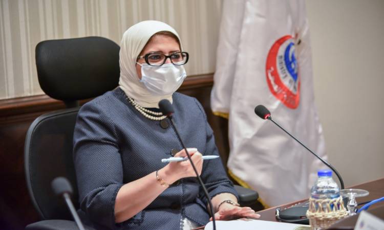   وزيرة الصحة تستقبل أولى شحنات لقاح فيروس كورونا المستجد