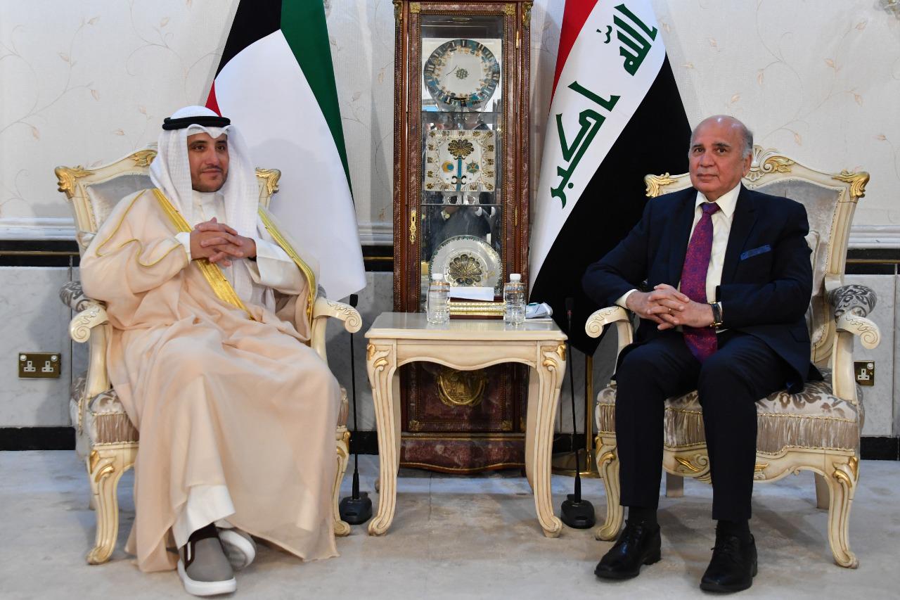   وزير الخارجيّة العراقي يؤكّد حرص بغداد على تطوير التعاون المُشترَك مع الكويت