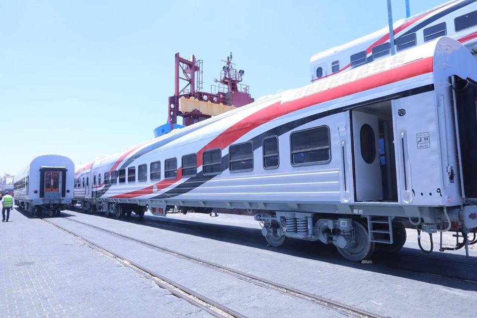   وزير النقل: استخدام القطارات الجديدة في إجازة عيد الأضحى وخطة تشغيل كاملة في أغسطس