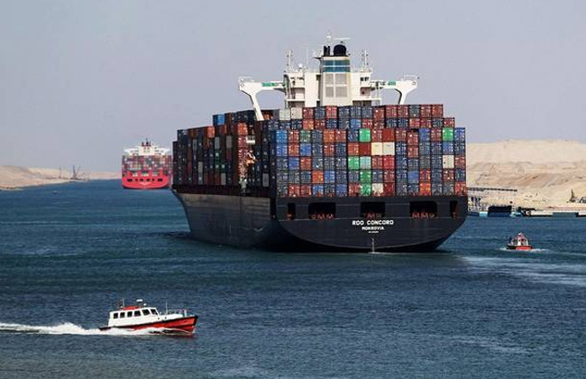   قناة السويس تسجل عبور 19311 سفينة بحمولات 1,21 مليار طن خلال العام المالي 2019/ 2020