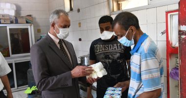   خروج وتعافي 246 حالة مصابة بكورونا من مستشفى فرشوط المركزي بقنا