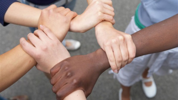   التمييز ضد اللاجئين بسبب اللون وكيفية مواجهته.. دراسة يصدرها «ملتقي الحوار»