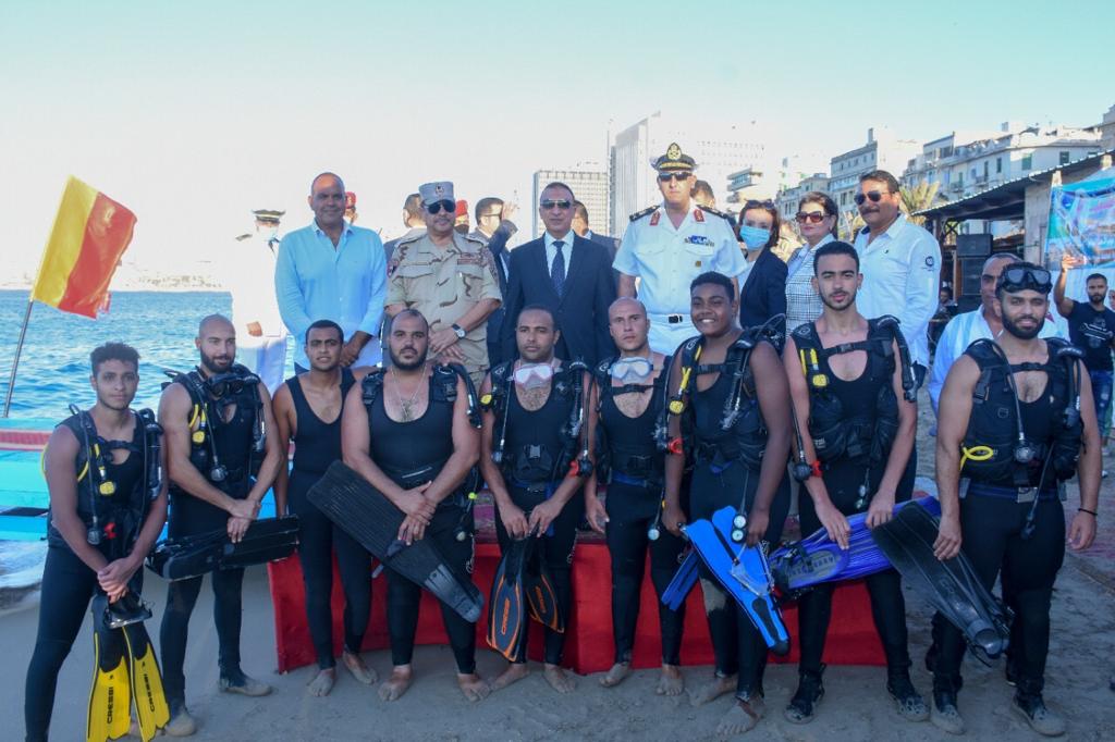   محافظ الإسكندرية يطلق الفاعلية الثانية والعروض البحرية لاحتفالات العيد القومي الـ ٦٨ للإسكندرية