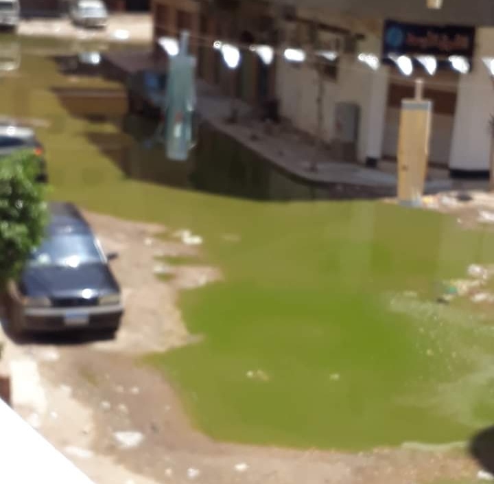   إستمرار غرق شوارع أرض الجمعيات بالإسماعيلية في مياه الصرف الصحي