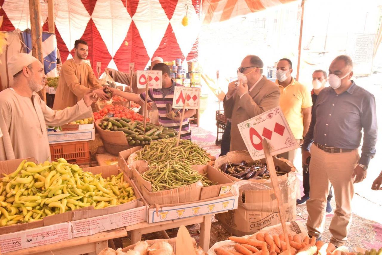   محافظ أسيوط: رفع درجة الاستعداد وحملات مكثفة على الأسواق ومنافذ بيع اللحوم خلال عيد الأضحى المبارك