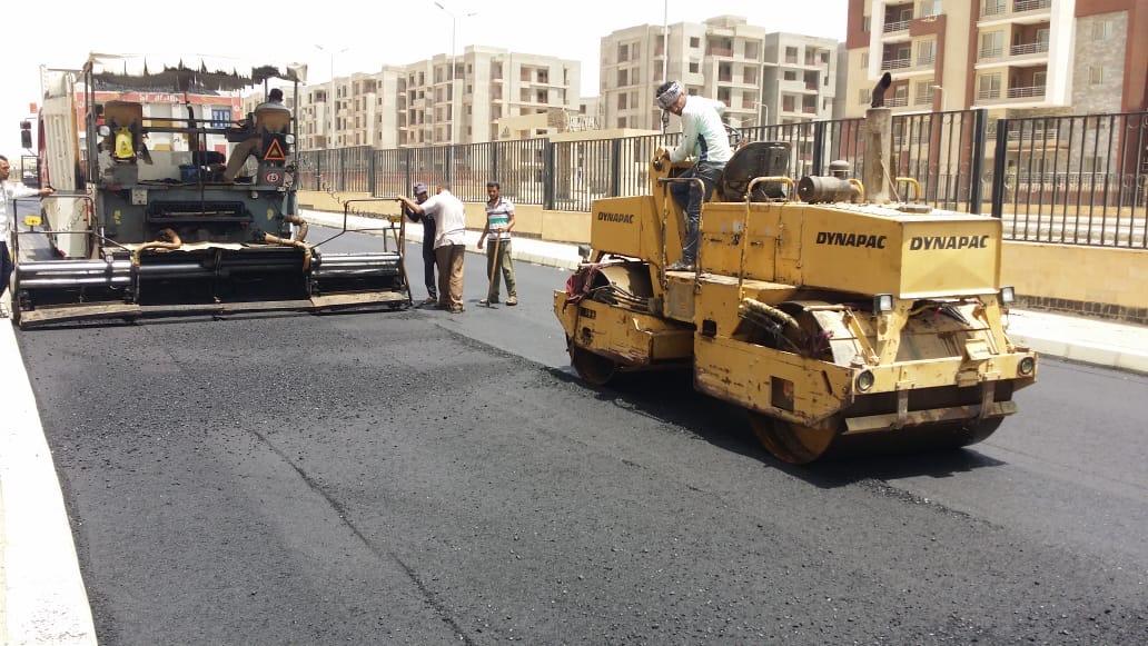   الانتهاء من تطوير وتوسعة محور جمال عبدالناصر بطول 8 كم بمدينة الشروق