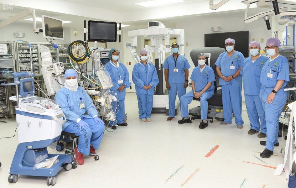   مستشفى الملك فيصل التخصصي ضمن أكبر خمسة مراكز بالعالم في جراحة «الروبوت» للقلب