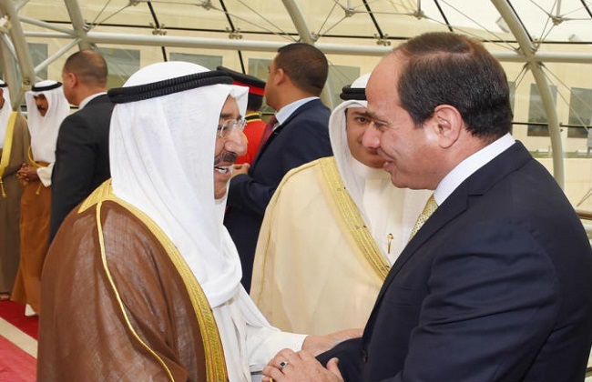   الديوان الأميرى الكويتى: الرئيس السيسى يطمئن على صحة أمير الكويت