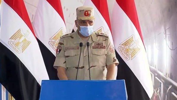   رئيس الهيئة الهندسية للقوات المسلحة يستعرض جهود مشروعات تطوير القاهرة والجيزة والإسكندرية