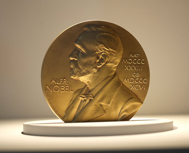   ذكرى وفاة ألفريد نوبل.. ما لا تعرفه عن اختراعات نوبل