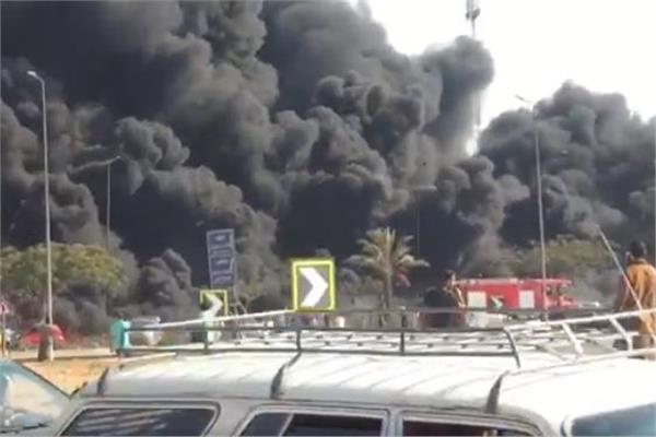   شاهد || نشوب حريق بخط مازوت بطريق مصر الإسماعيلية